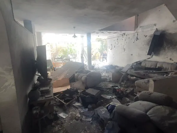 Ashkelon house hit by a rocket from Gaza